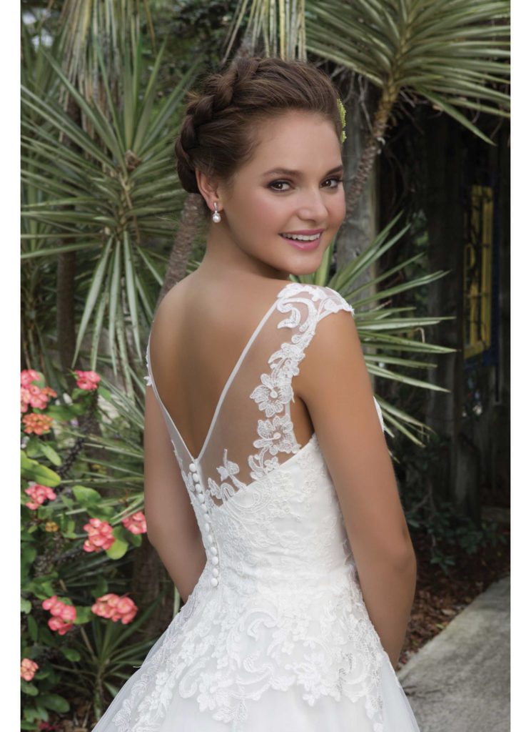 Sell a never worn wedding dress online