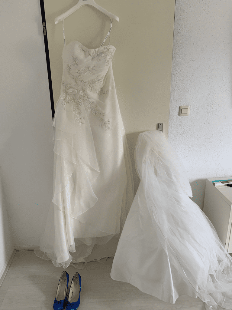 Moderne trouwjurk Vindress Wit Regular Lang Strapless Nieuw (Onveranderd) Satijn 38