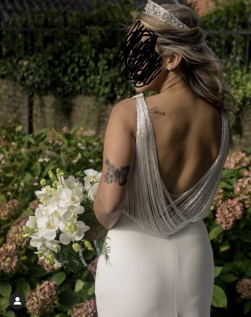 Modern wedding dress Vindress White Regular Long V-neck New (Un-Altered) Satin Size 36
