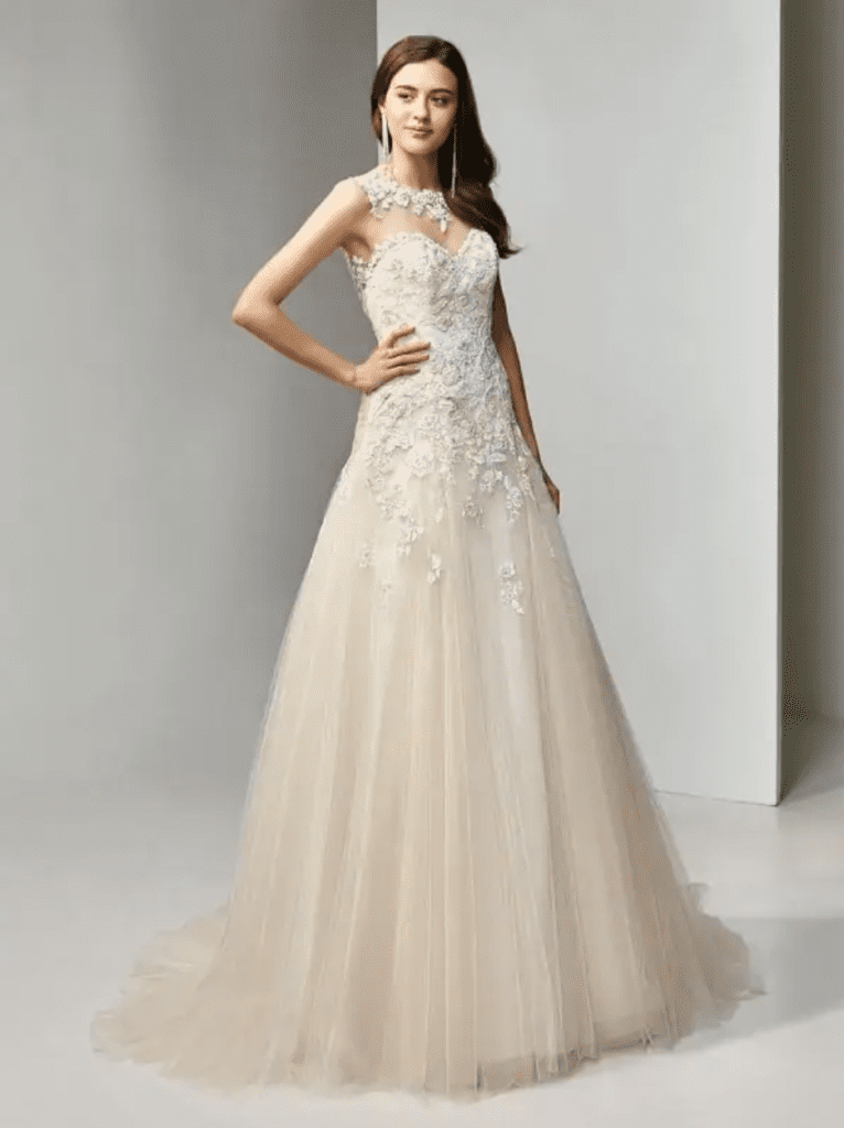 Beautiful wedding dress Enzoani Ivory Regular Long V-neck New (Un-Altered) Tulle Size 40