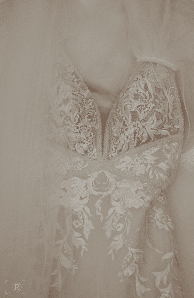 Amazing wedding dress Vindress Ivory Regular Long V-neck New (Un-Altered) Tulle Size 34