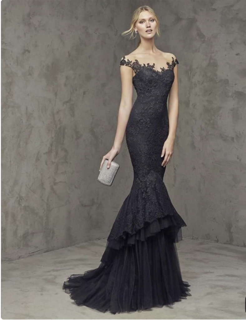 Modernes Kleid Pronovias Black Regular Long V-Ausschnitt Neu (unverändert) Natural Size 38
