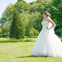 Luxuriöses Brautkleid Vindress White Regular Long Strapless Neue (unveränderte) Tüllgröße 38