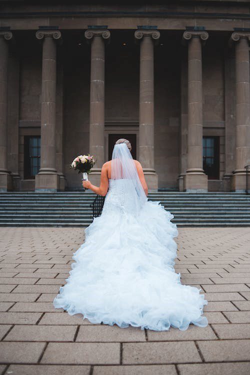 Image of a wedding dress