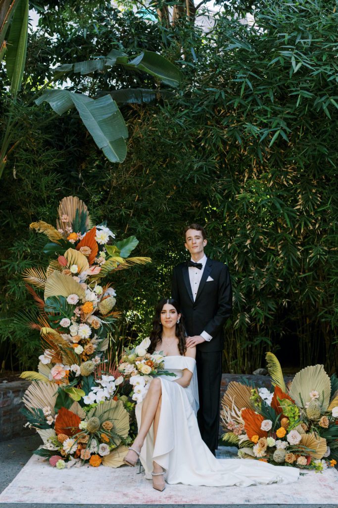 Effortlessly chic DTLA wedding with tropical details