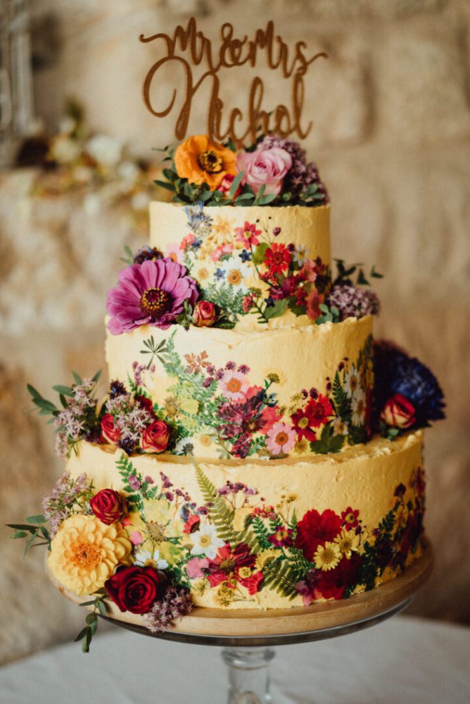 34 Floral Wedding Cake Ideas – Petals & Blooming Beautiful Flowers